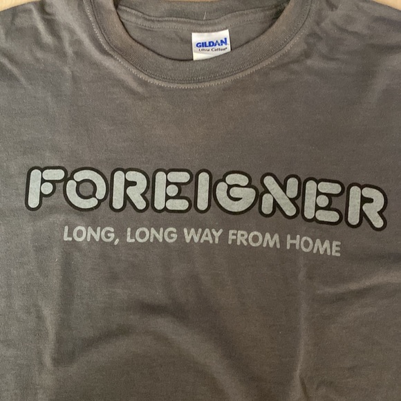 Foreigner Tshirt & CD/DVDLong Way From Home Tour 2009 Large.Like new - Picture 3 of 12